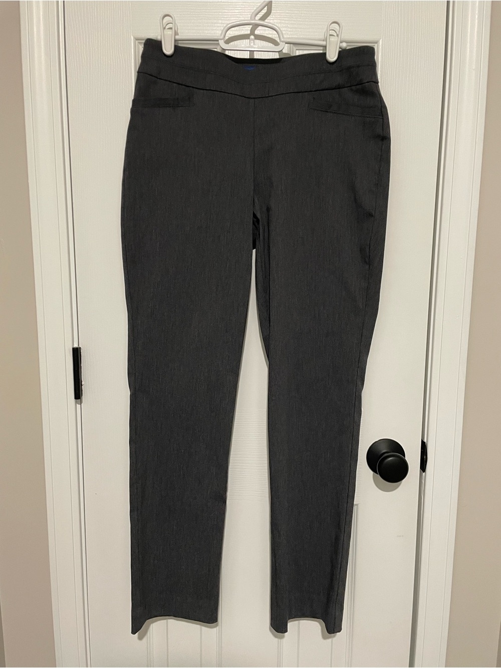 Apt. 9 Women's Dark Gray Straight Leg Pants
